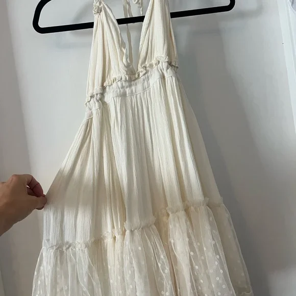 Chic Cream Mini Dress - Picture 3 of 9